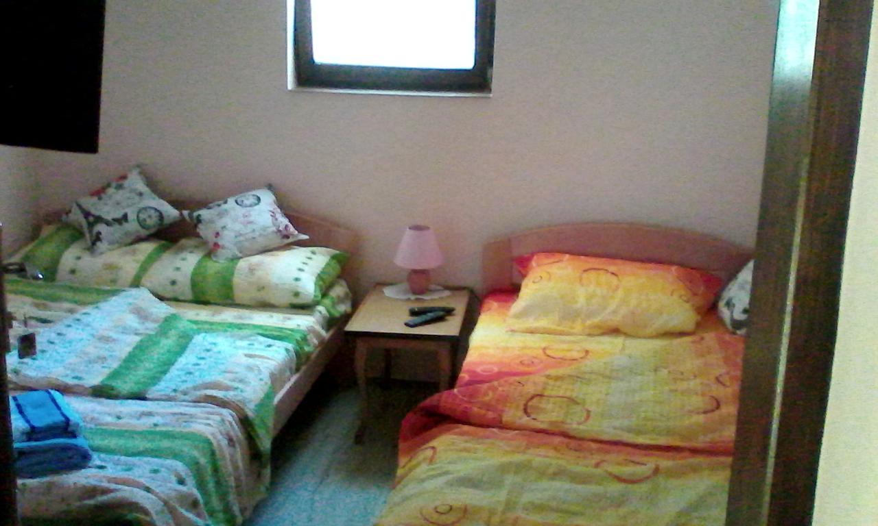 Skriveni Raj Apartamento Vrdnik Exterior foto