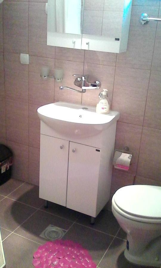 Skriveni Raj Apartamento Vrdnik Exterior foto